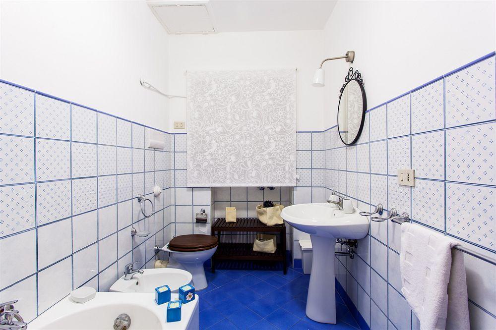 Belmoro - La Dimora Del Capo Bed and Breakfast Palermo Exteriör bild